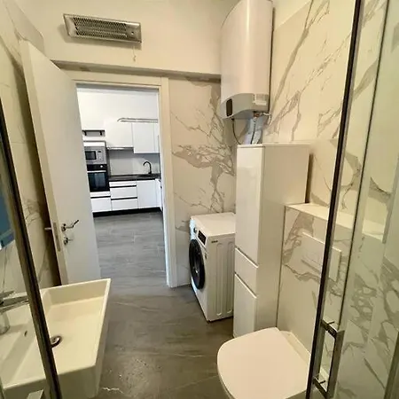 Brand New 1-bedroom Apt W Shared Pool And Parking Apartment Trogir