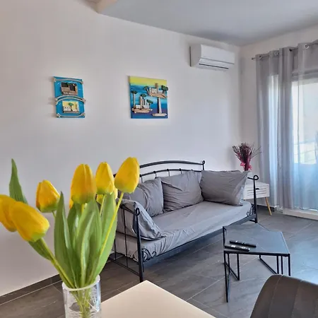 Brand New 1-bedroom Apt W Shared Pool And Parking